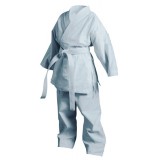TopBudo Karatepak  standaard wit. Polyester Katoen Medium weigth. MAAT 130 CM